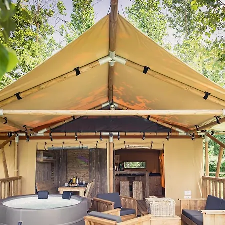 Tente Lodge Jacuzzi Privatif En Pleine Nature Thiel-sur-Acolin Exterior photo