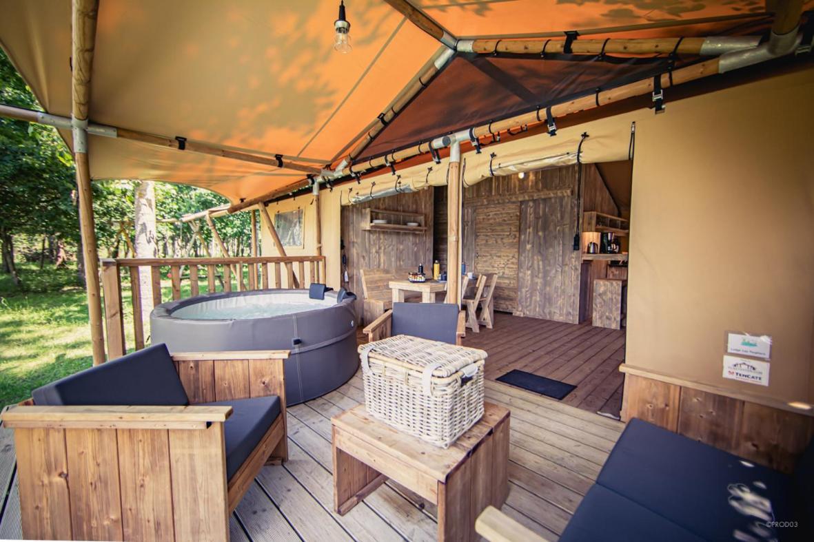 Tente Jacuzzi Privatif En Pleine Nature * Thiel-sur-Acolin