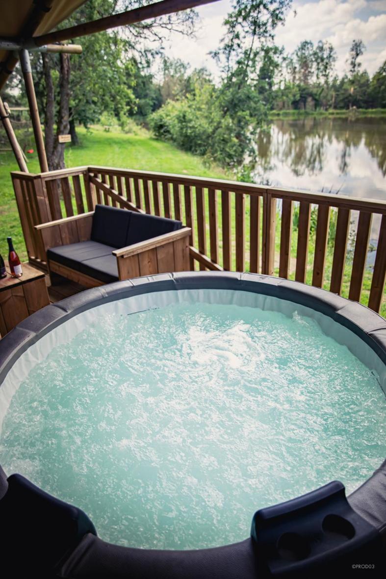 Tente Jacuzzi Privatif En Pleine Nature Luxury tent Thiel-sur-Acolin