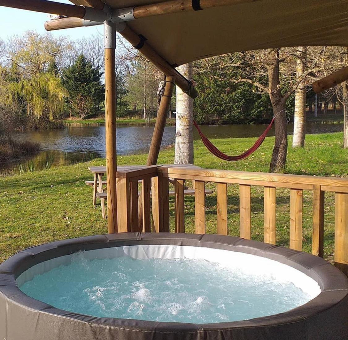 Luxury tent Tente Jacuzzi Privatif En Pleine Nature *